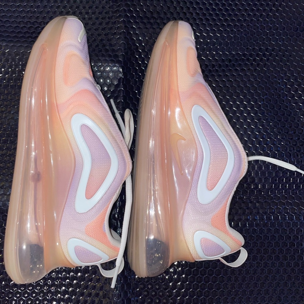 Woman’s Air Max 720 Print 'Light Violet Guava Ice'